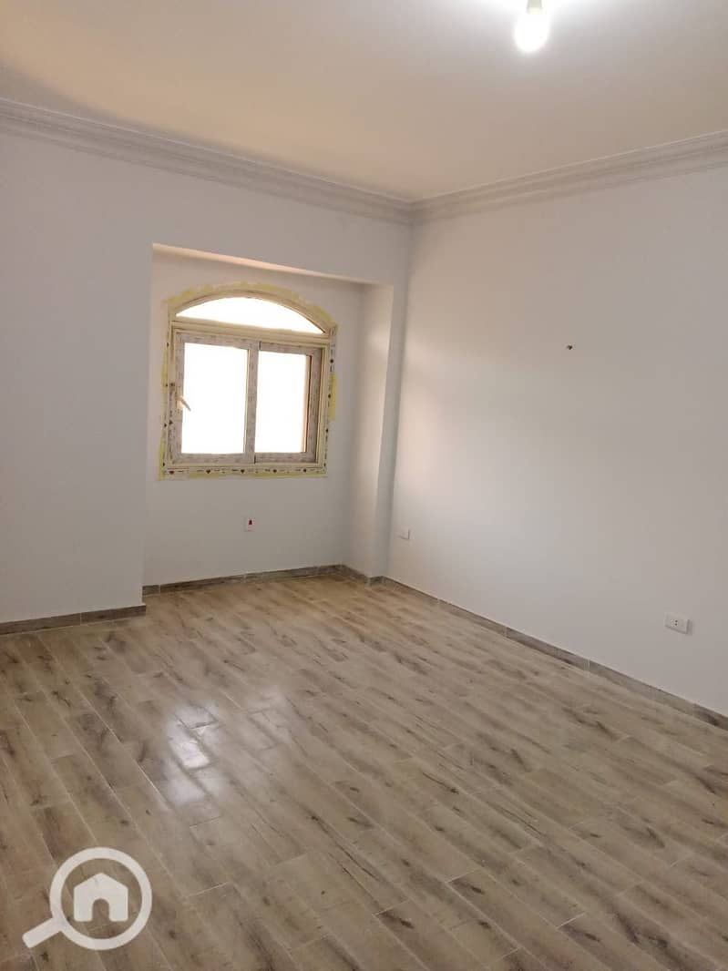 4 bab73e2c-9ced-43e3-a99a-18129e084696. jpeg