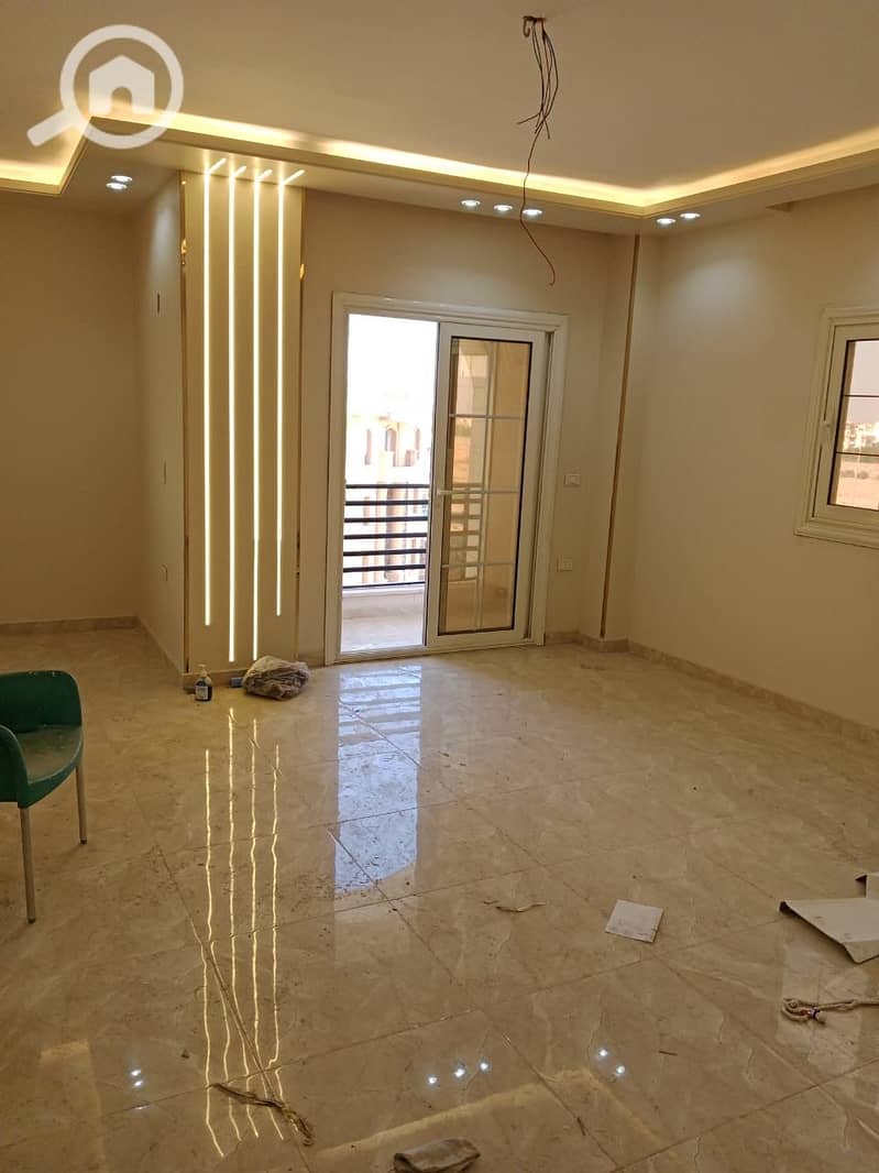 2 5dc55097-76b2-4e26-8cdb-47de602b21c9. jpeg