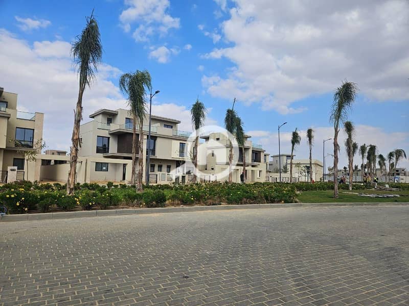 6 5cc33c85-3a48-4974-9a32-13639f37e463. jpg