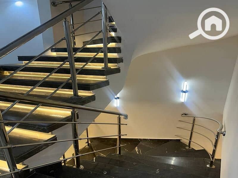 5 WhatsApp Image 2025-11-25 at 11.51. 51 PM (1). jpeg