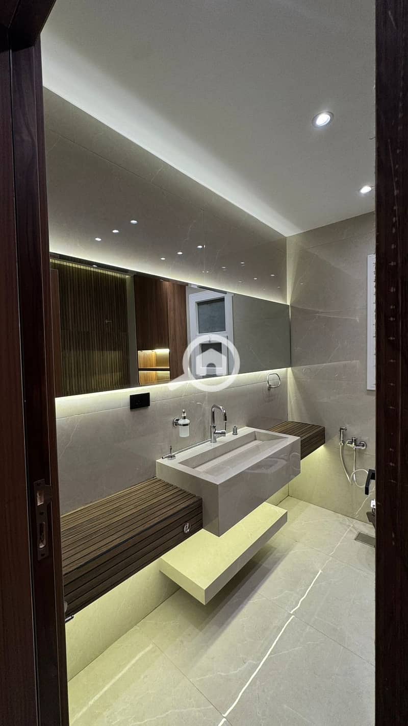 5 IMG-20251201-WA0070. jpg