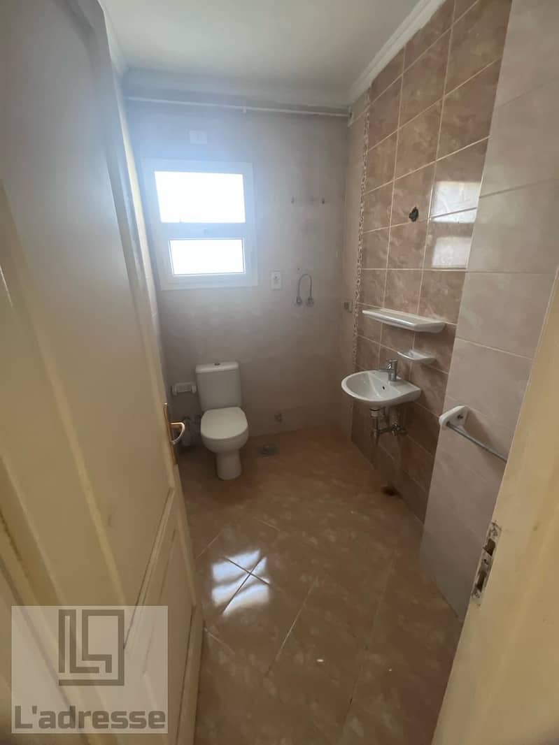 8 IMG-20251201-WA0010. jpg