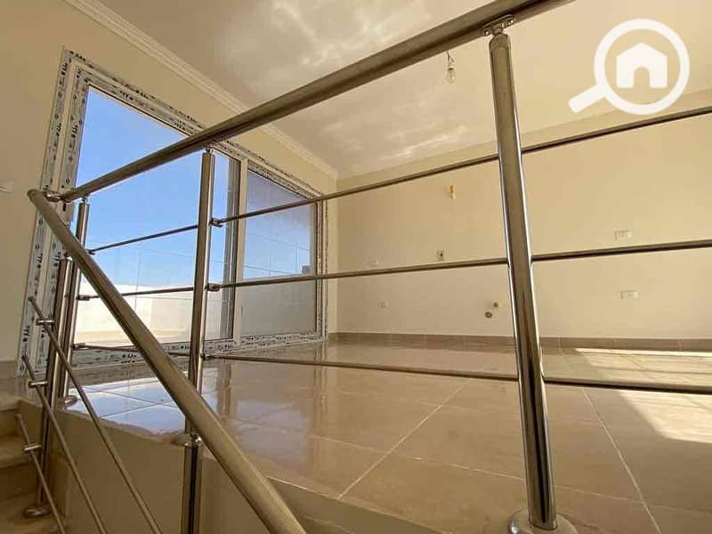 11 3f6f9559-8379-4327-b513-194da1fc70e5. jpg