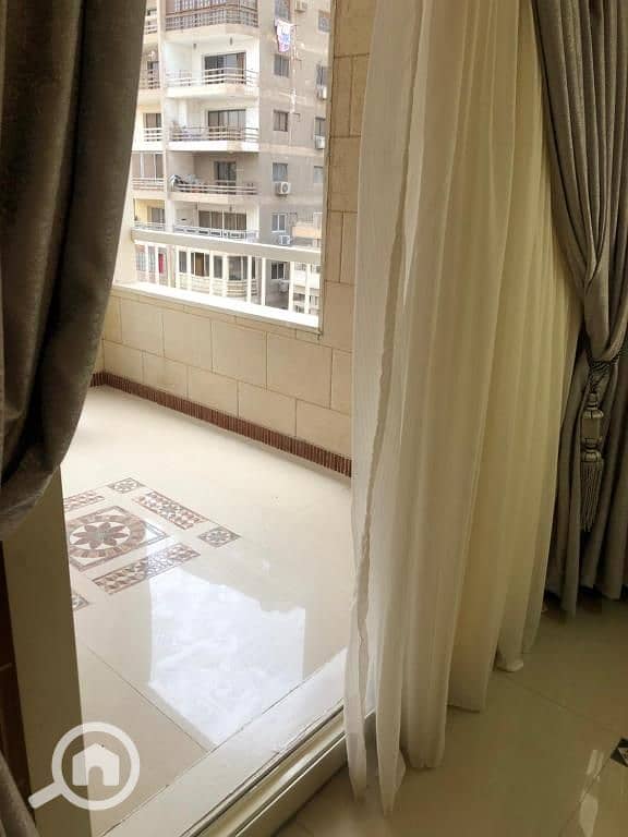 194363112. jpg 194363112. jpg