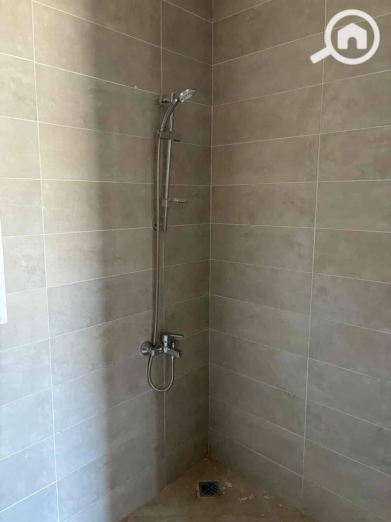 3 6e3563af-3848-4c8d-b4b6-09b6bd839e22. jpg