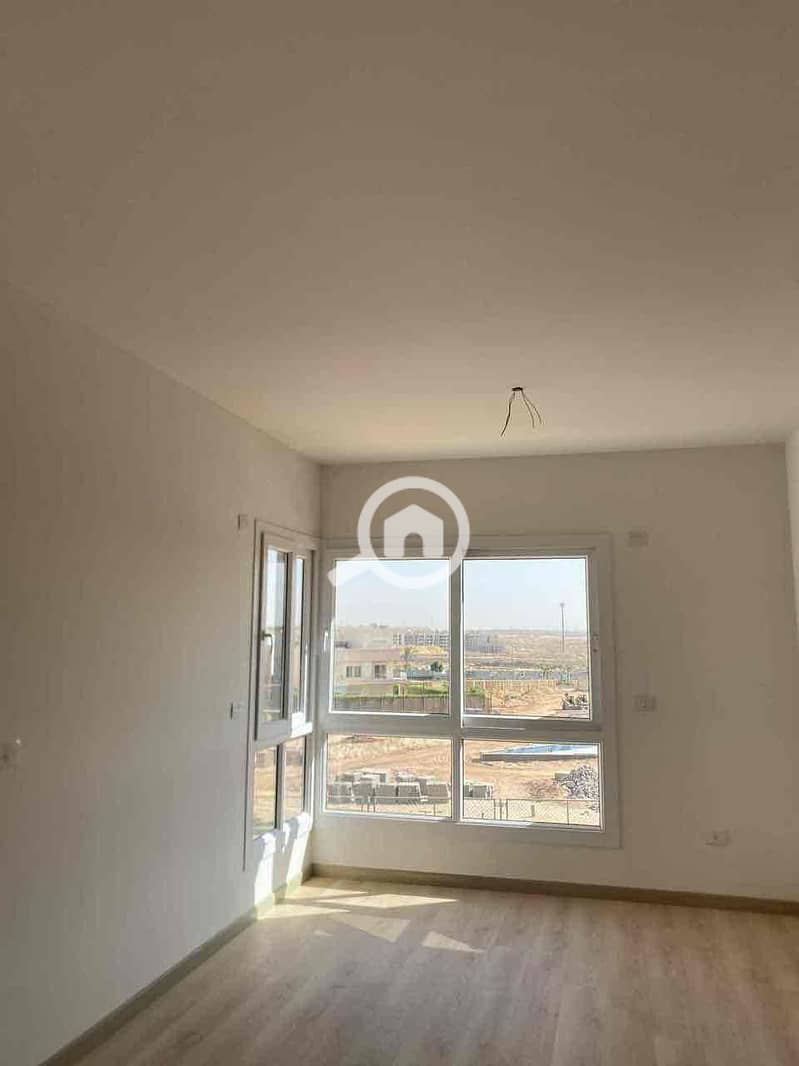 12 1a18687e-f7a7-4535-9b36-886b37a28d8c. jpg