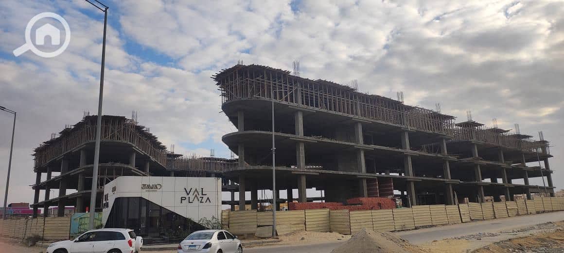 10 VAL PLAZA (10). jpg