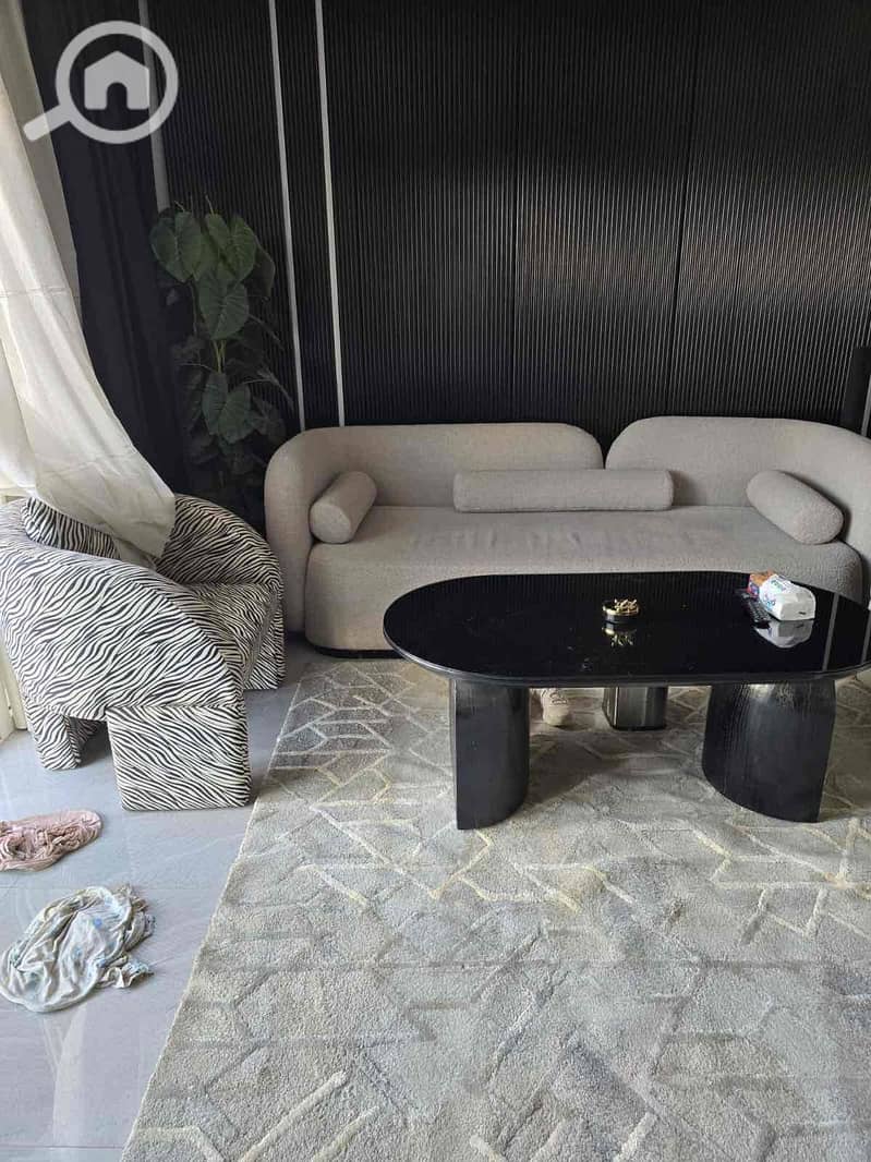 2 23572eae-0a51-478a-88e1-b8b4a48ab7c6. jpg