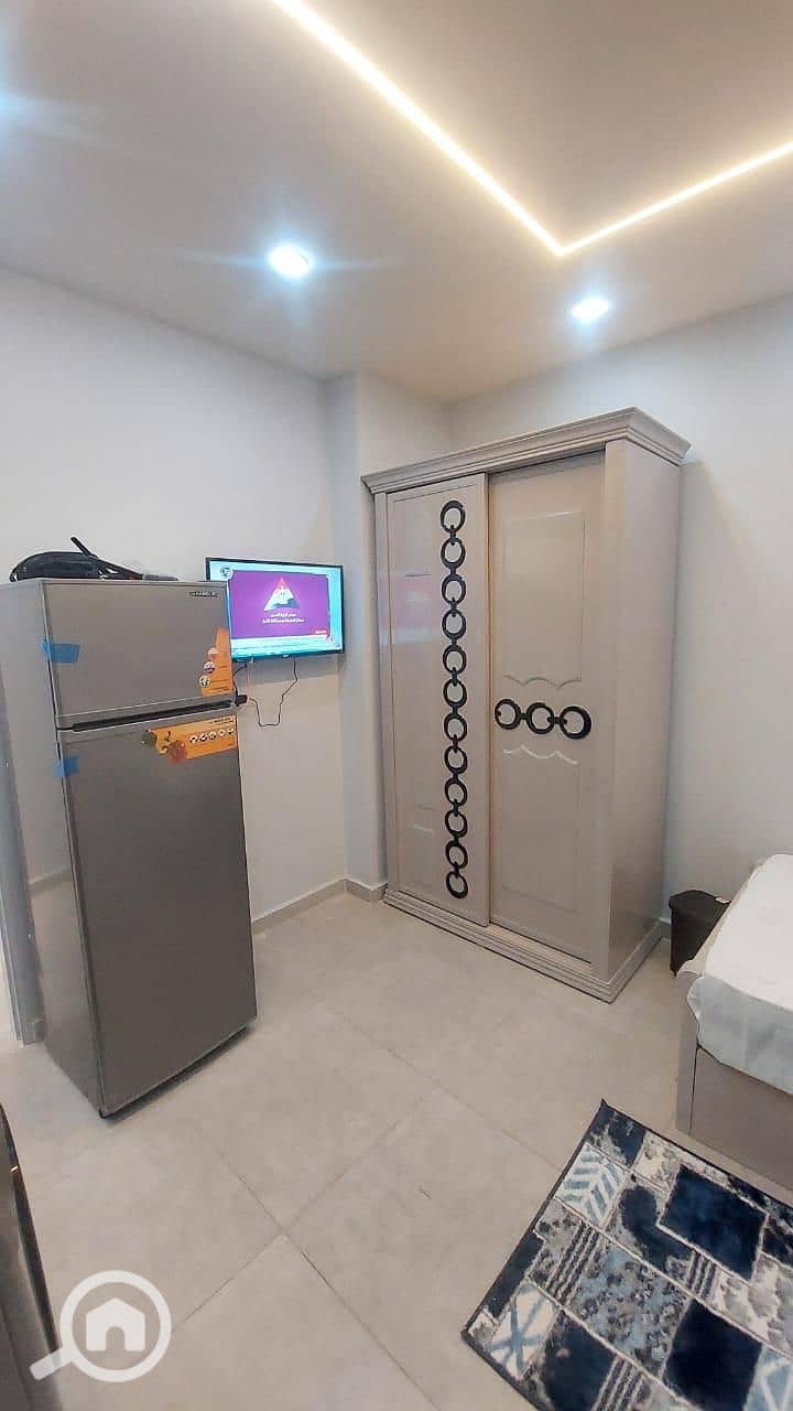 2 9e0ad6cf-93ea-4f06-b1e8-231d65170ae3. jpg