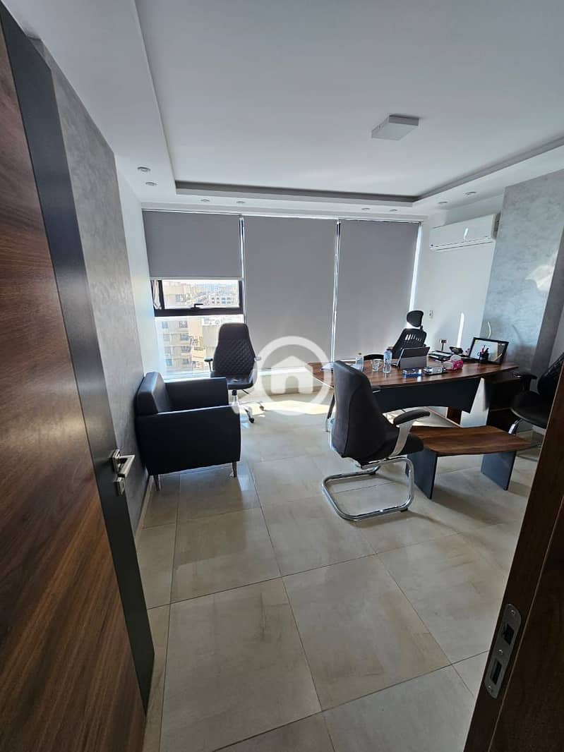 2 WhatsApp Image 2025-12-01 at 1.33. 10 PM. jpeg