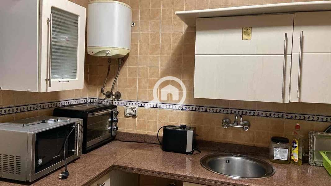 15 78ff2f38-f252-49b2-8324-ee49e5ef57a0. jpg