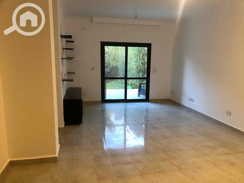 4 81c695a6-2623-4076-8177-c40165a05f79. jpg