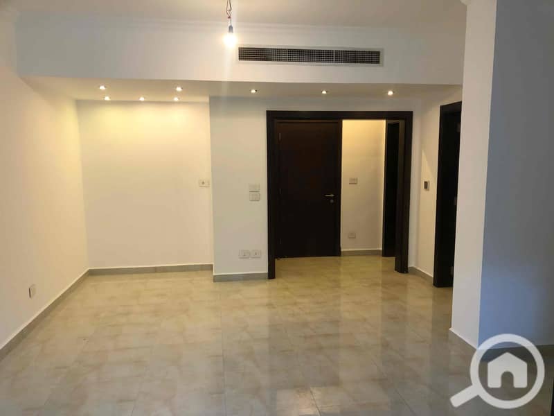 6 c9498b07-722e-40a5-89e1-5fbf9e365f44. jpg