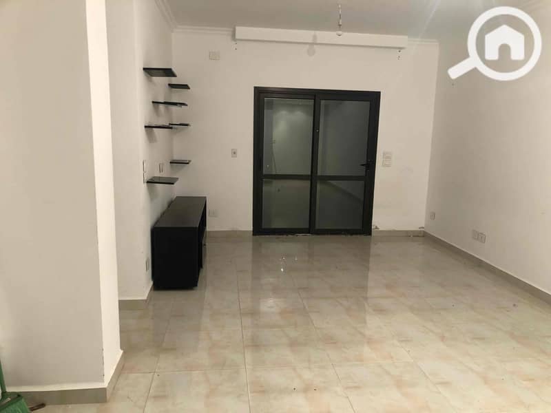 8 ec4f6c5e-b42f-4213-a990-f60d0ec34aa9. jpg