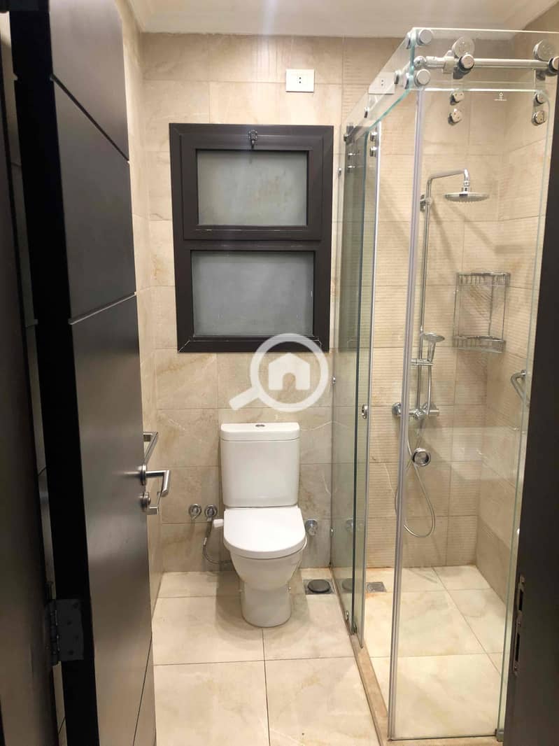 12 5cd5810e-02c7-4730-9603-07722ac3f7e0. jpg