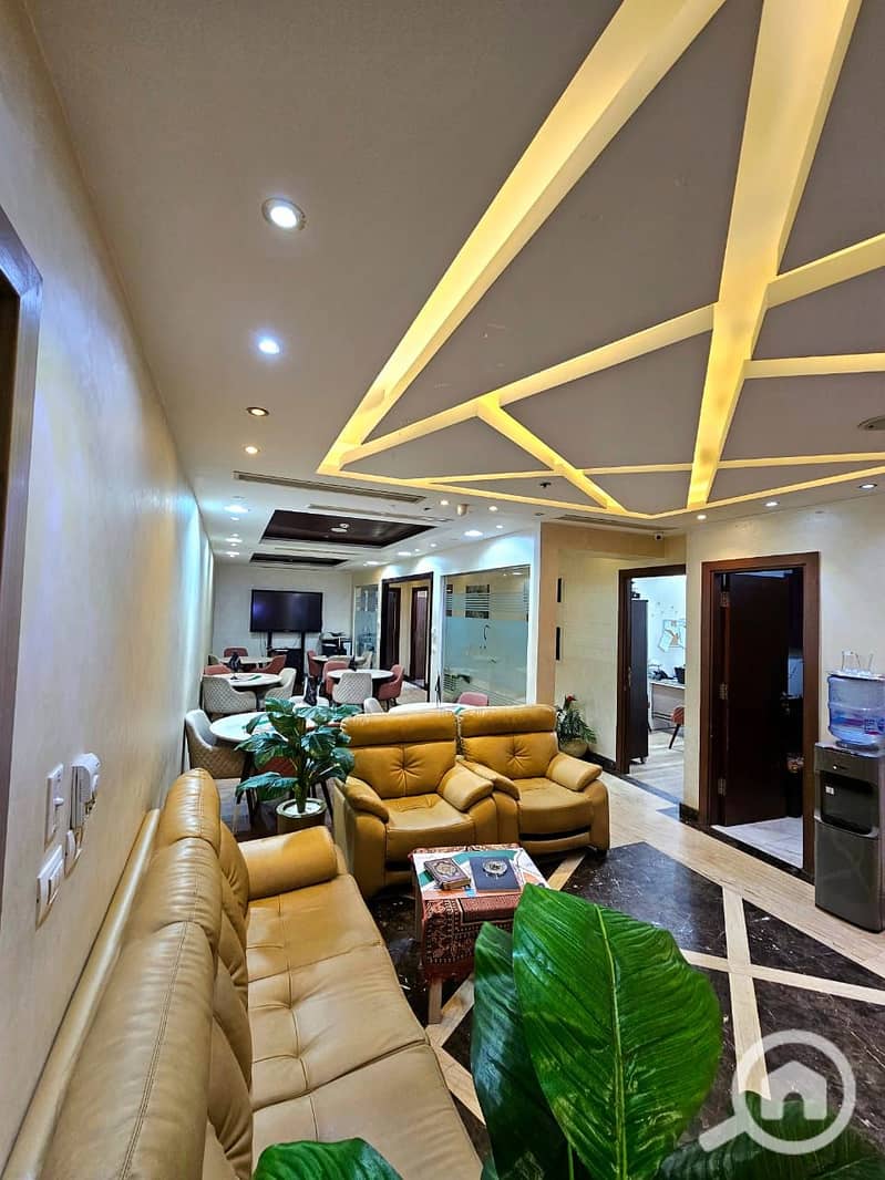 8 WhatsApp Image 2025-11-29 at 11.00. 06 PM (1). jpeg