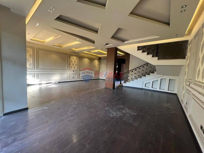 5 WhatsApp Image 2025-11-30 at 3.22. 56 PM (2). jpg