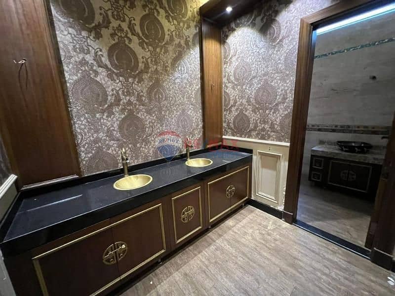 8 WhatsApp Image 2025-11-30 at 3.22. 56 PM (1). jpg