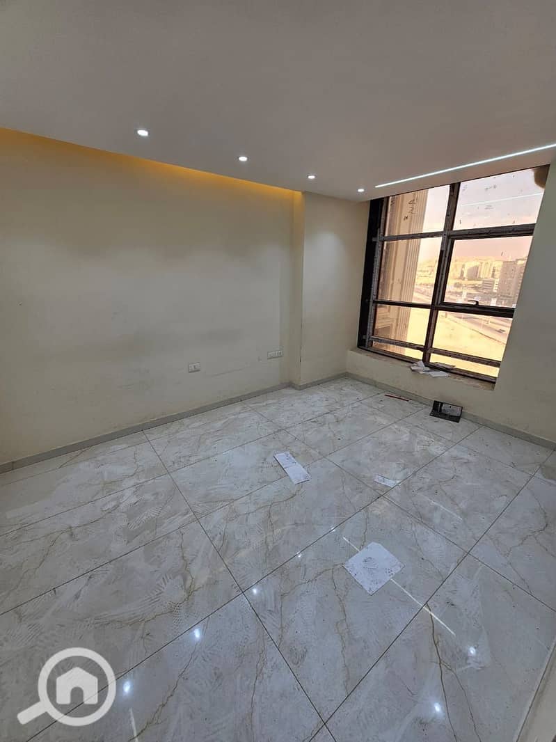 5 WhatsApp Image 2025-11-25 at 4.39. 47 PM (3). jpeg