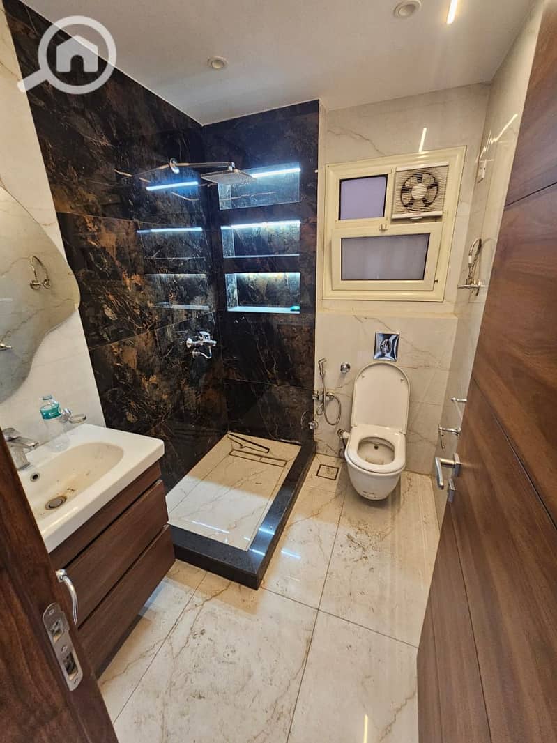 9 WhatsApp Image 2025-11-25 at 4.39. 48 PM. jpeg