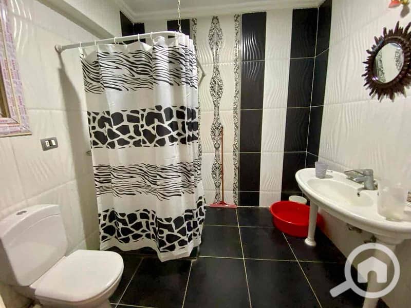 12 f4c59509-f0f9-482d-9519-829706beae4c. jpg