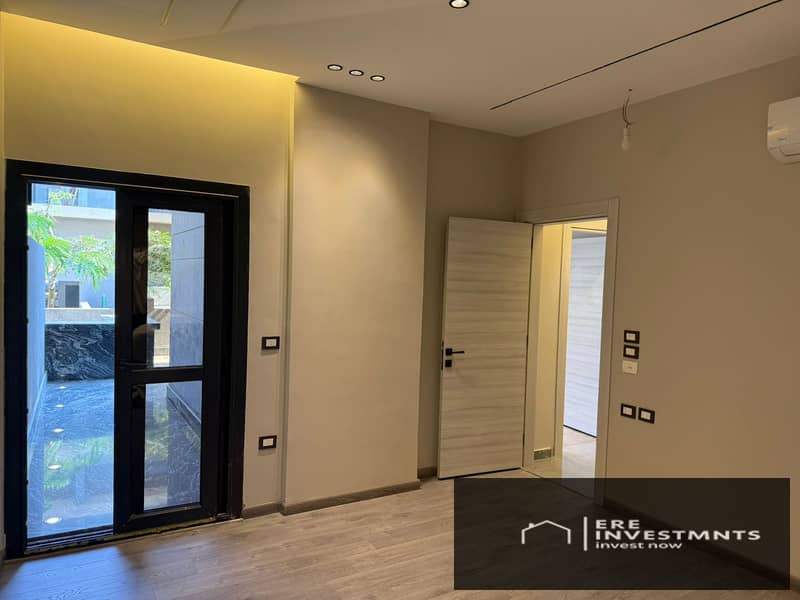 4 09a15f3f-70d7-489b-a0d3-a17802918e6d. jpg