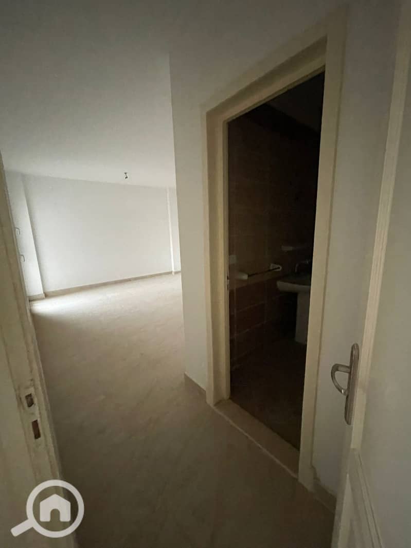 8 WhatsApp Image 2025-12-01 at 5.44. 30 PM (6). jpeg