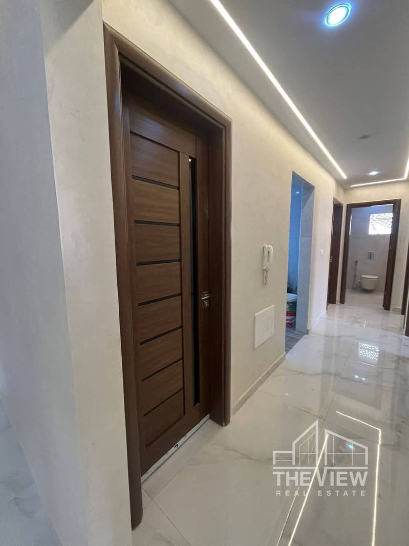 8 WhatsApp Image 2025-12-01 at 22.25. 11_d3097fea. jpg