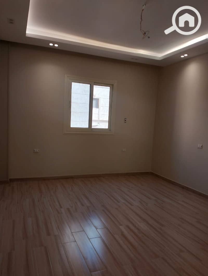 9 WhatsApp Image 2025-12-01 at 7.45. 46 PM. jpeg