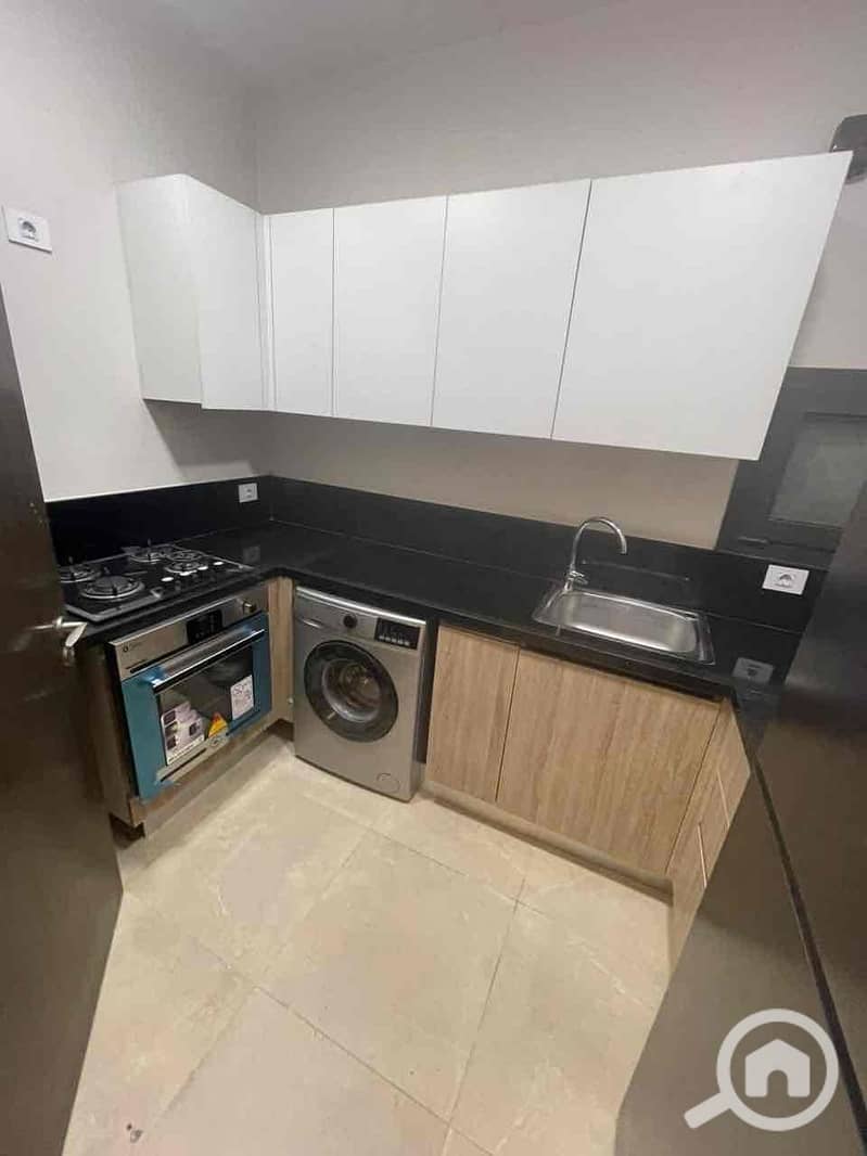 10 D8570306-C175-4246-91E2-5A233719DA3D. jpg