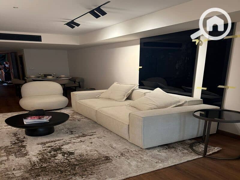 9 38a4de20-2882-4102-814b-c2af2c7b3f5d. jpeg