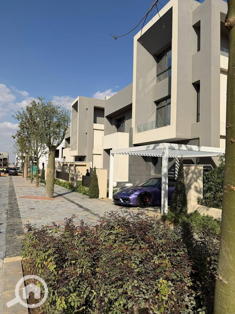 10 WhatsApp Image 2025-11-30 at 2.19. 21 PM. jpeg