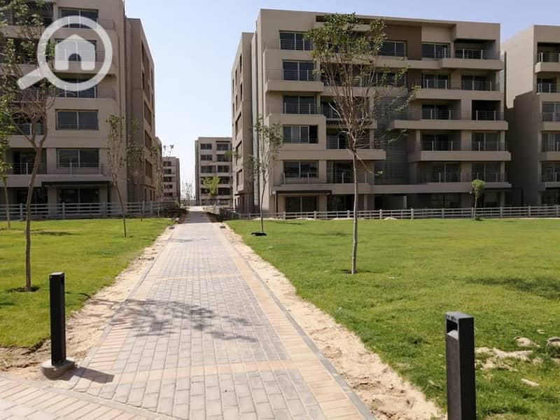 10 شقة في بالم هيلز. jpg