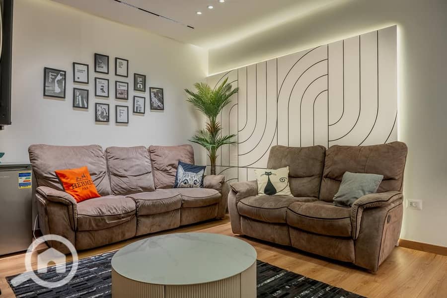 15 845b586b-36d8-4d13-a48c-be282a792c22. jpg