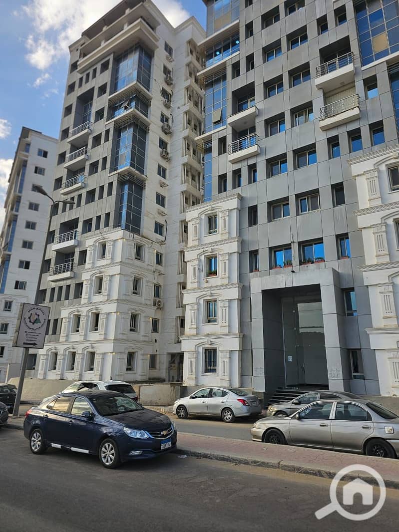 5 WhatsApp Image 2025-12-01 at 11.35. 57 PM (2). jpeg