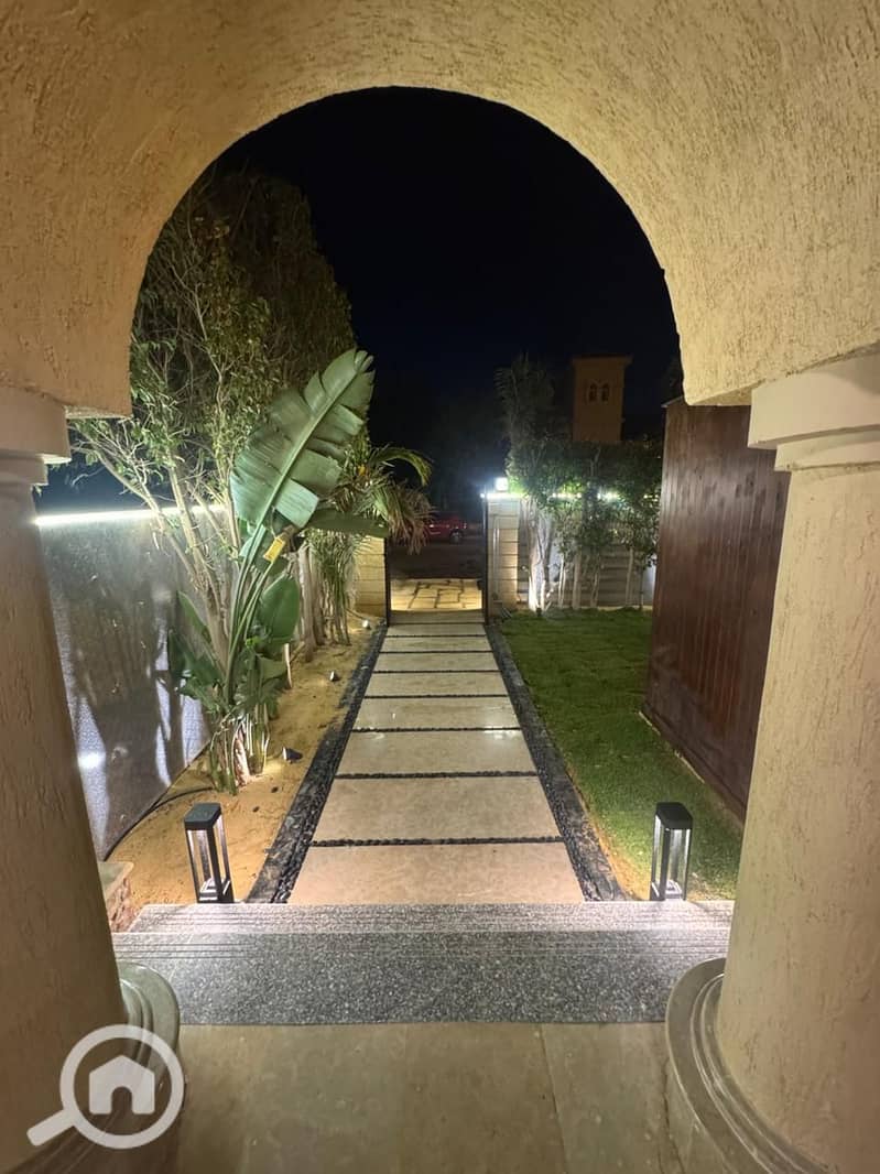 4 86f11492-0f9c-4b7d-8c4b-a36a7796cde4. jpg