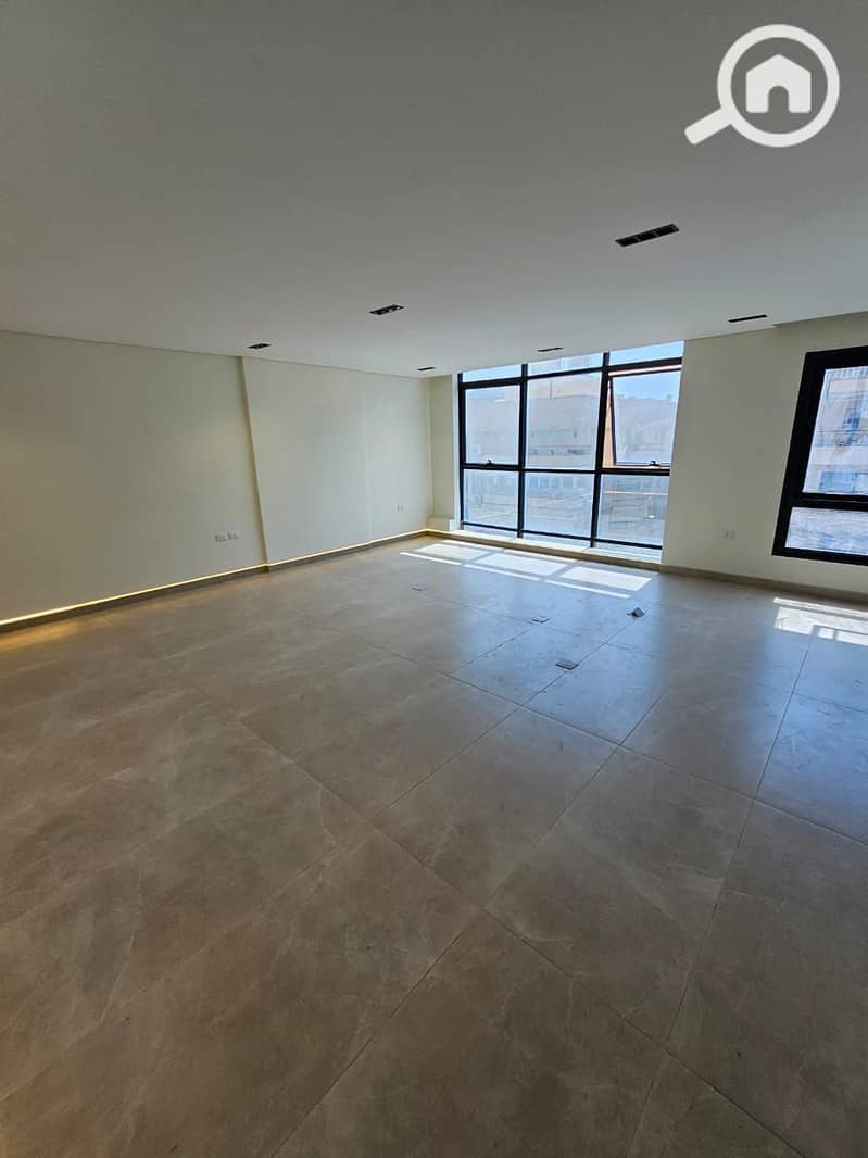 11 WhatsApp Image 2025-11-17 at 12.50. 51 AM. jpeg