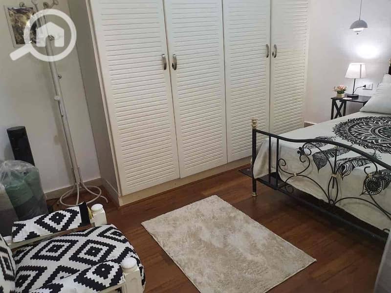 7 8157e1cb-ce25-4211-be99-91175a3f0200. jpg