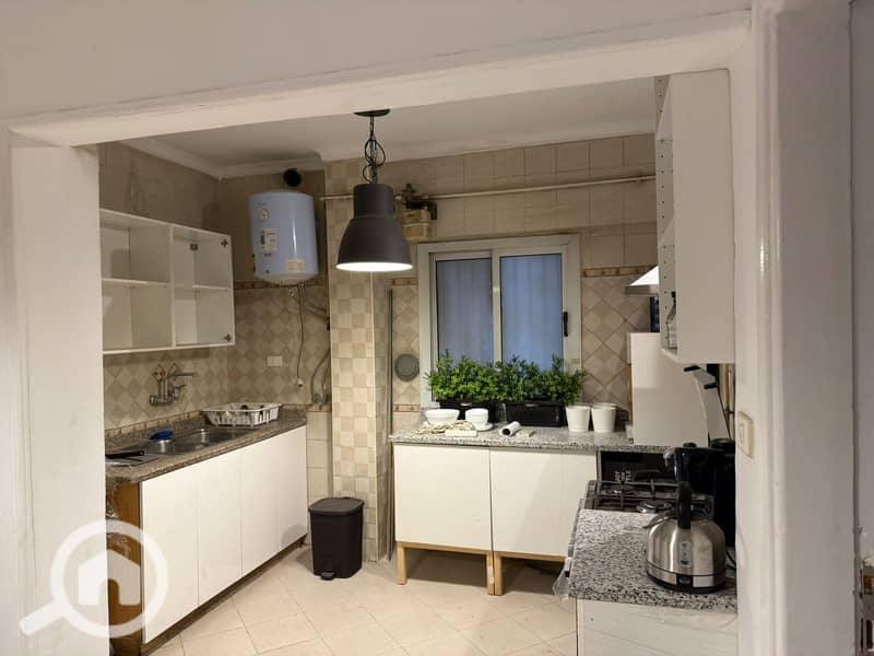 4 6e43e6cd-a088-4ec7-9fa4-7d1416cebb45. jpeg