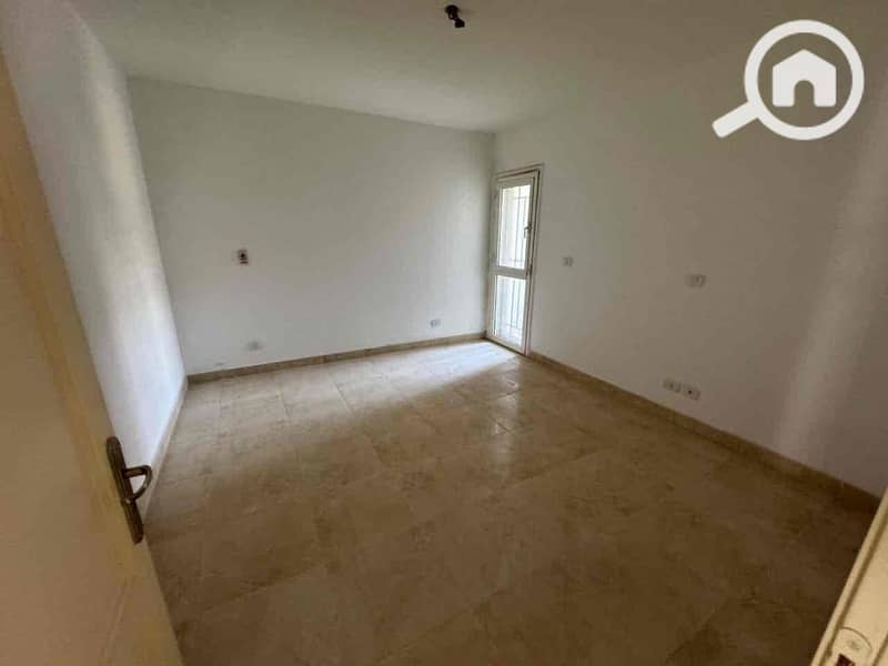 4 a4879663-cf55-4494-b0d8-3bcd13d23b2e. jpg