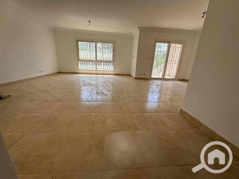 7 895fbd8e-f755-4600-bd1e-e31d792c3c88. jpg