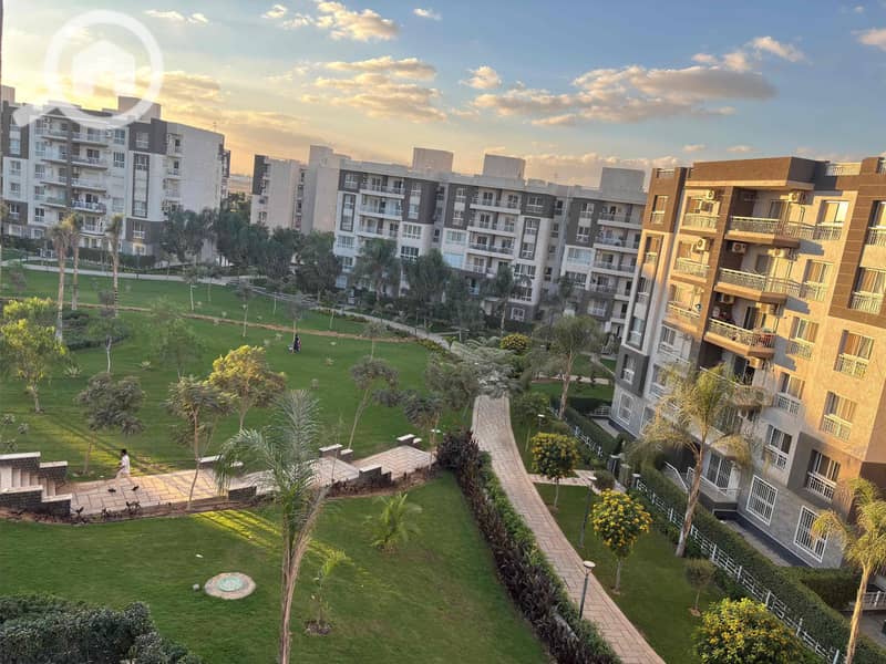 8 7f68d4cb-2839-418d-9380-d4772c7dc14e. jpg