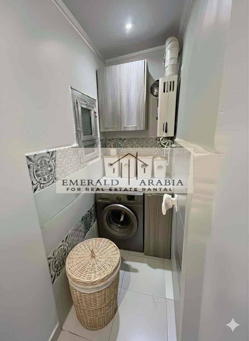 7 eb3de9fe-f587-40d0-b867-3ae669d4520b. jpg