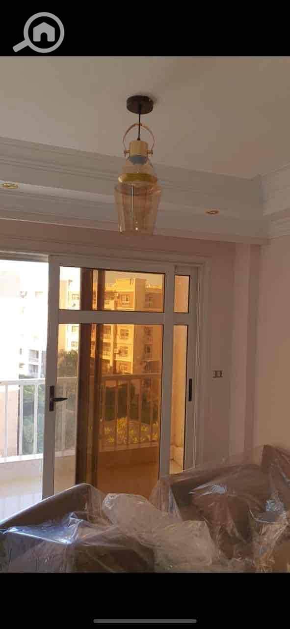 12 6224e086-d6ce-4d43-81c7-0ad3d34c7ed4. jpg