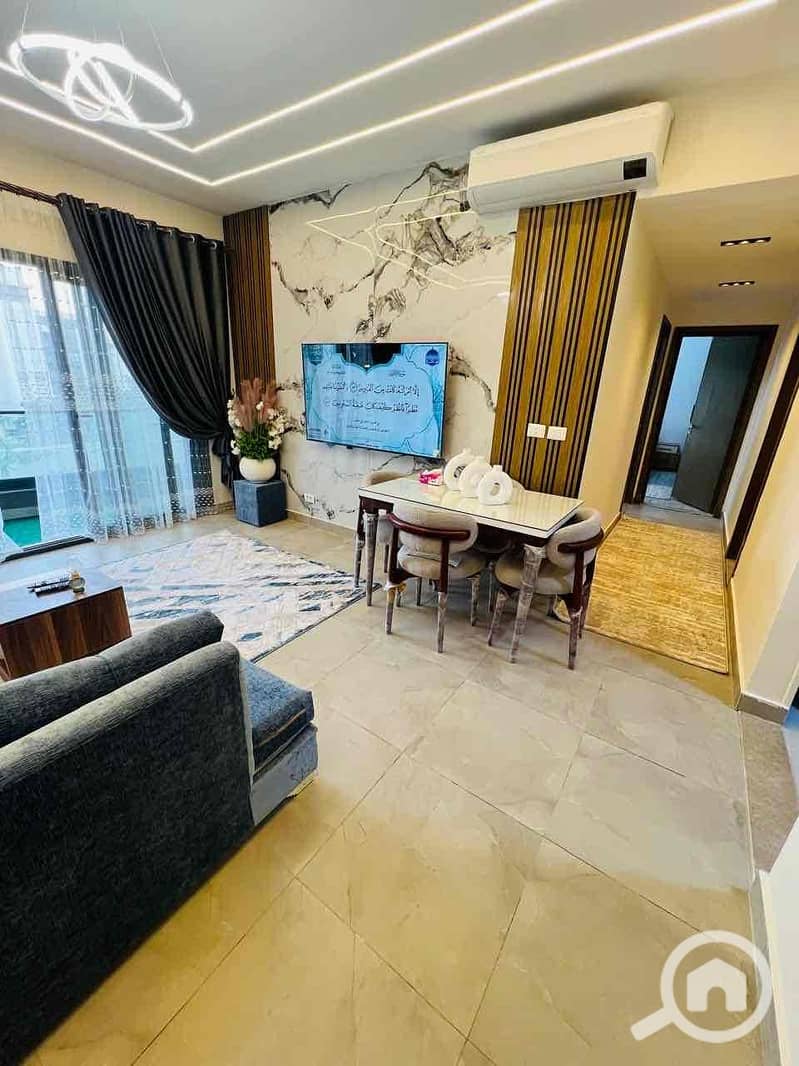 7 53d4b708-11ed-4c69-86eb-87dc2a813201. jpg