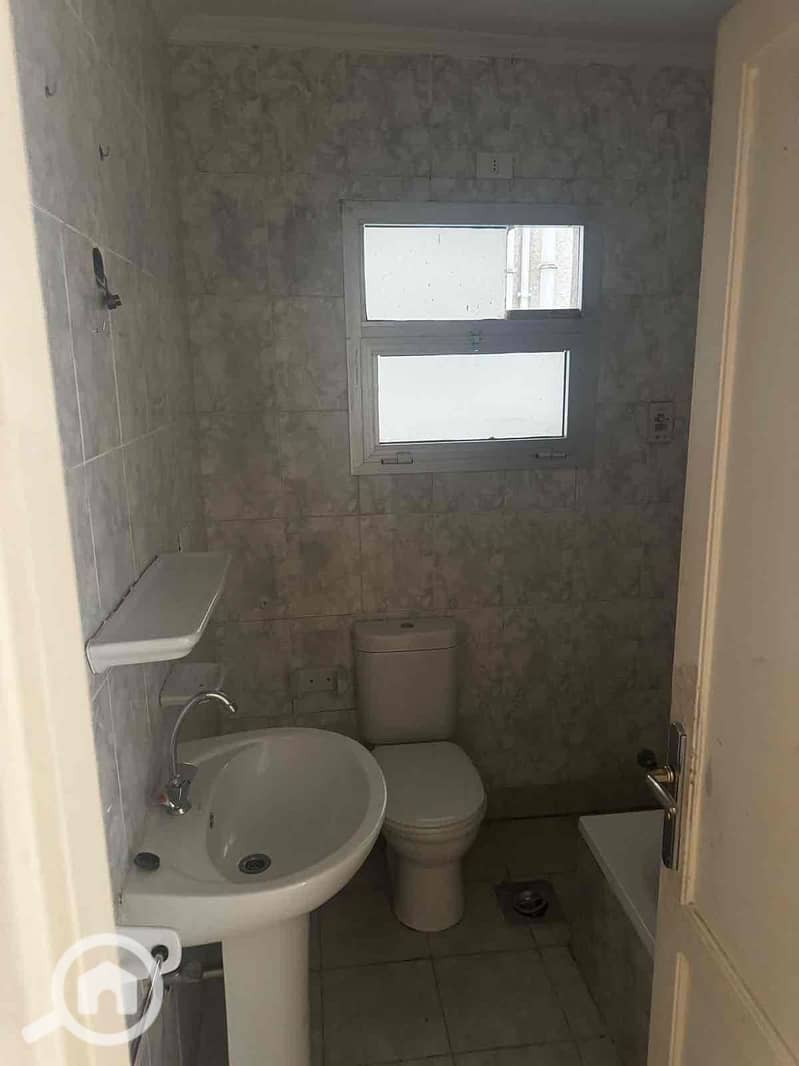 8 7c6f49d3-d109-4397-9850-2420e7240362. jpg