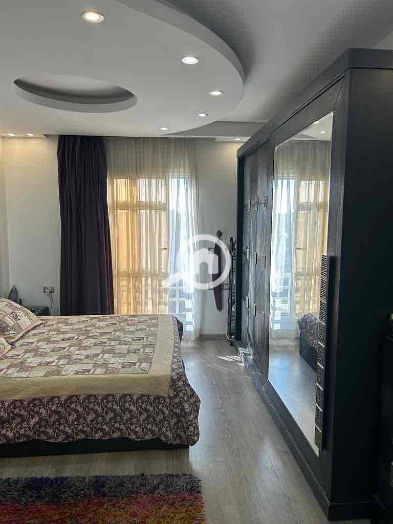 6 b72f5779-461c-43d4-ae7e-3ba759e8d8ee. jpg