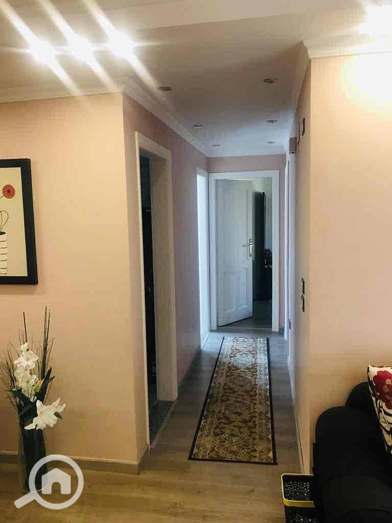 14 0f181c64-0d26-40f8-9d02-634b52e6057d. jpg