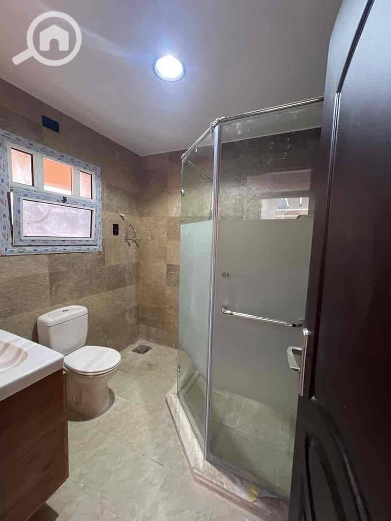 5 fed0c396-2eb6-45bd-96ac-b29bd4396dc0. jpg