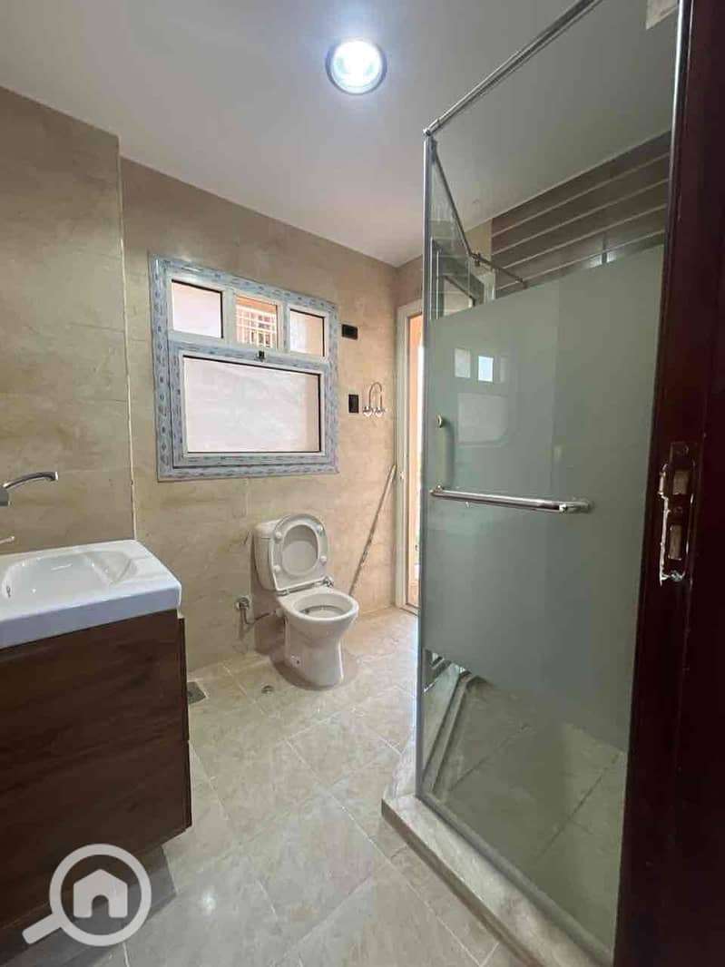 6 e94f1c9f-eeec-49d8-a8a9-55dd2be47c06. jpg